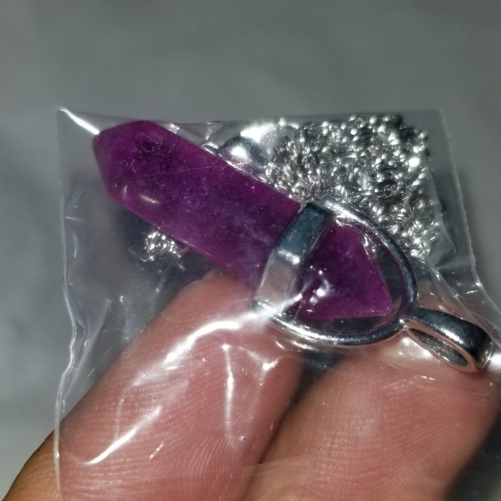 Stone Necklace With Metal Chain - Picture 7 of 13